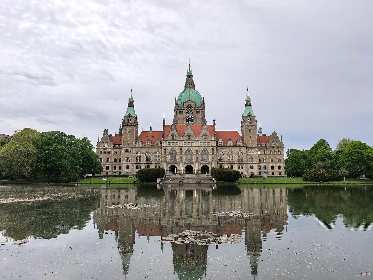 Il Nuovo Municipio e il Maschpark a Hannover